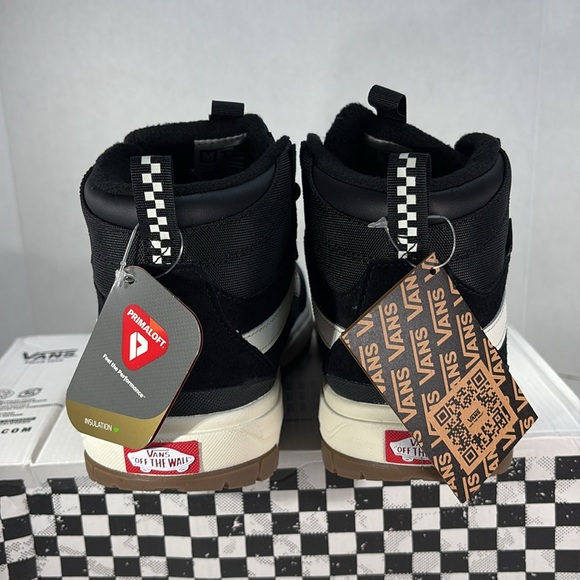 NWT Vans UltraRange EXO Mte Hi Top Hiking/Action Shoes Women’s 9.5 Men’s 8 - Picture 5 of 10